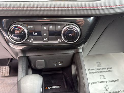 Used 2024 Chevrolet TrailBlazer RS w/ Convenience Package AWD/4WD image 27
