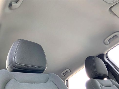 Used 2025 Chevrolet TrailBlazer LT image 14