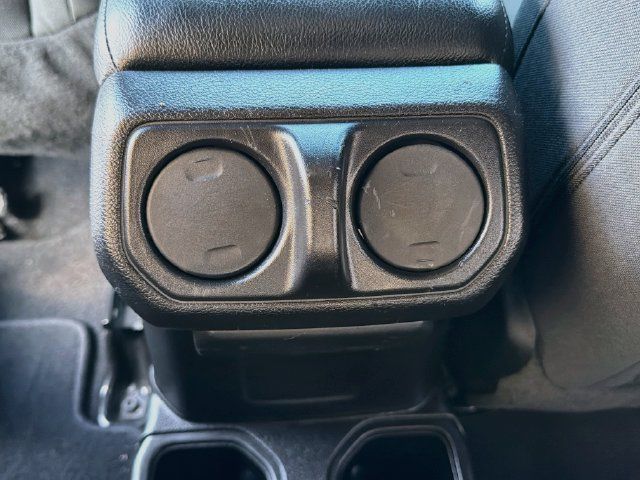 Used 2021 Jeep Wrangler Sport AWD/4WD image 26