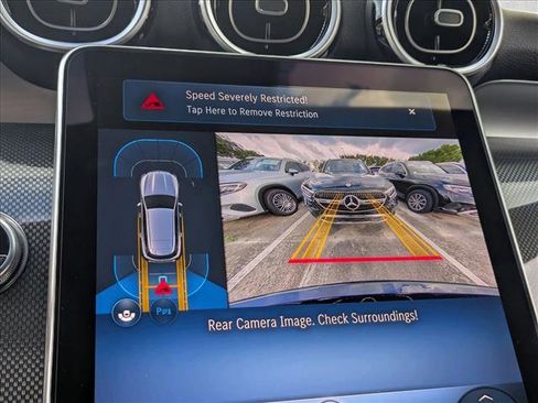 Used 2026 Mercedes-Benz GLC 300 image 10