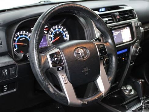 Used 2016 Toyota 4Runner Limited image 13