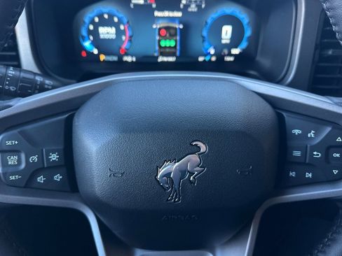 New 2025 Ford Bronco Badlands image 23