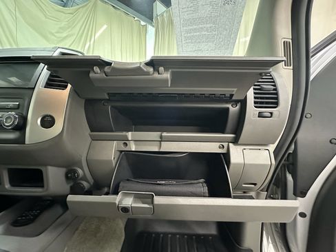 Used 2018 Nissan Frontier SV AWD/4WD image 15