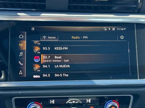 Used 2020 Audi Q3 2.0T Premium Plus w/ Premium Plus Package image 24