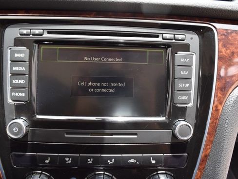 Used 2013 Volkswagen Passat TDI SEL Premium FWD image 62