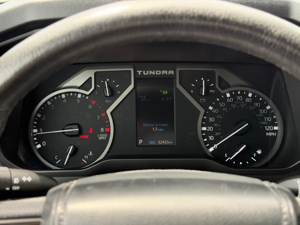 Used 2023 Toyota Tundra Limited w/ Power Package AWD/4WD image 13