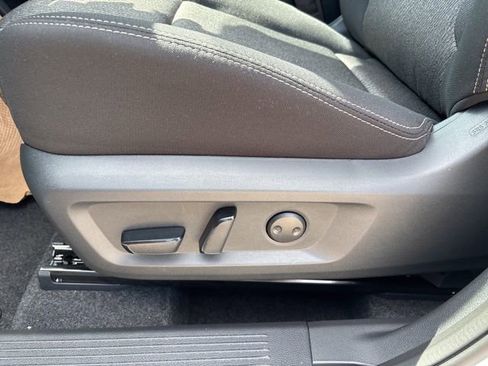 New 2026 Nissan Rogue SV image 10