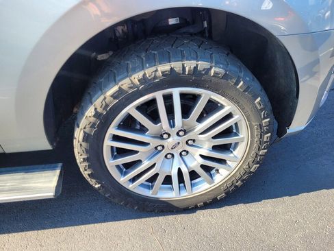 Used 2023 Ford Expedition Max Platinum image 14