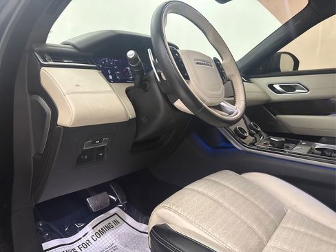 Used 2018 Land Rover Range Rover Velar AWD/4WD image 27