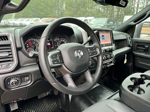 New 2026 RAM 2500 Tradesman w/ Chrome Appearance Group image 20