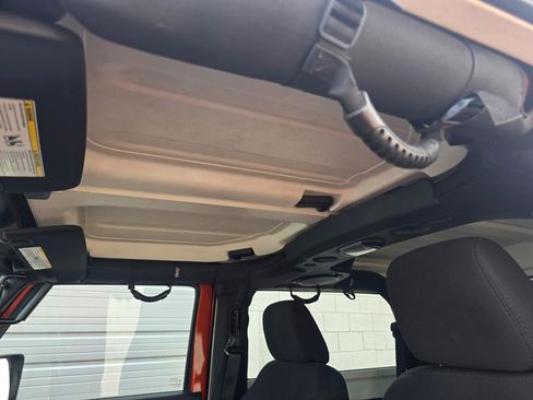 Used 2014 Jeep Wrangler Sport AWD/4WD image 33