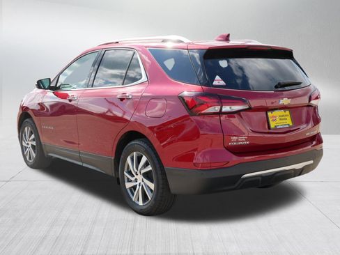 Used 2023 Chevrolet Equinox Premier AWD/4WD image 5