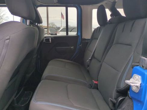 Used 2023 Jeep Wrangler Unlimited Rubicon 4xe image 14