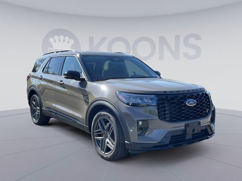New 2026 Ford Explorer ST w/ Sun And Sound Package AWD/4WD image 18