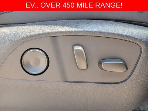 Used 2025 Chevrolet Silverado EV RST AWD/4WD image 20