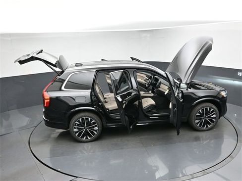 New 2026 Volvo XC90 T8 Plus image 50