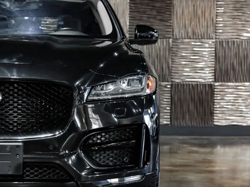 Used 2017 Jaguar F-PACE R-Sport AWD/4WD image 52