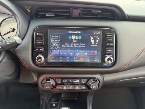 Used 2023 Nissan Kicks SR w/ SR Premium Package image 27