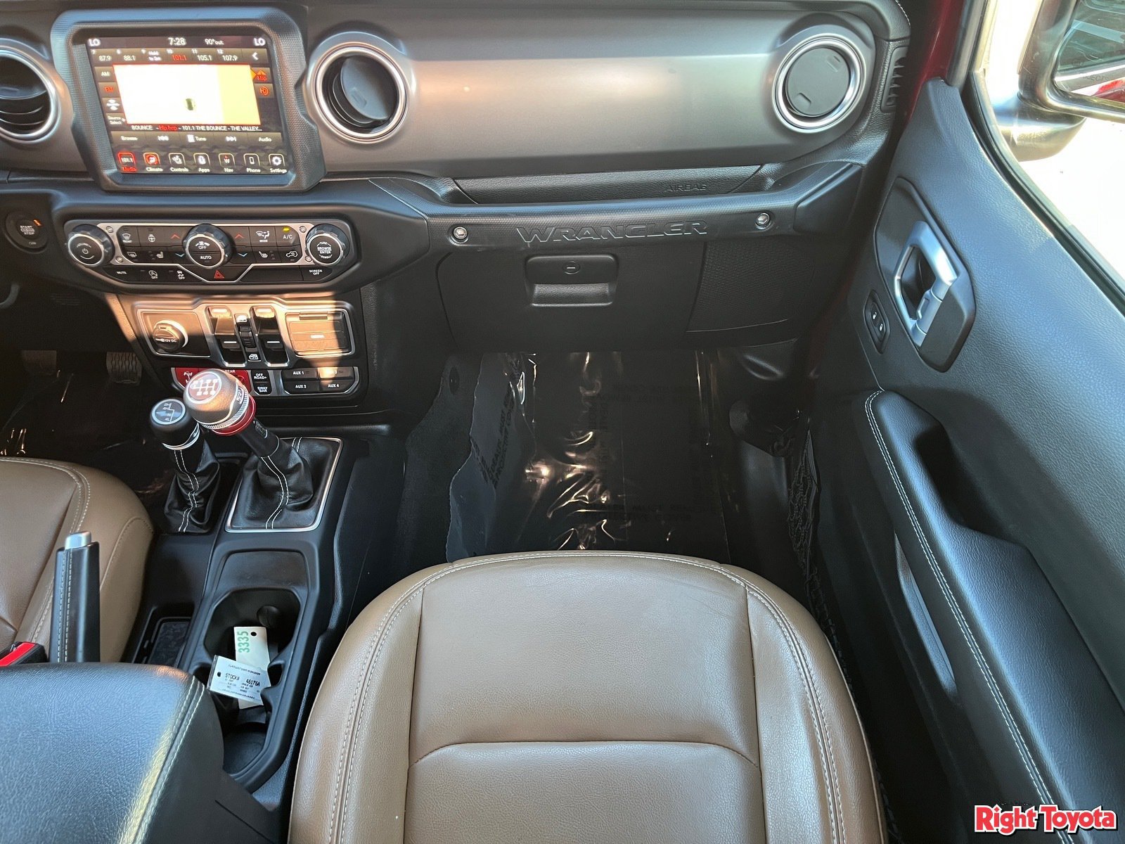 Used 2021 Jeep Wrangler Unlimited Rubicon AWD/4WD image 18