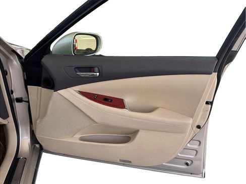 Used 2011 Lexus ES 350 FWD image 19