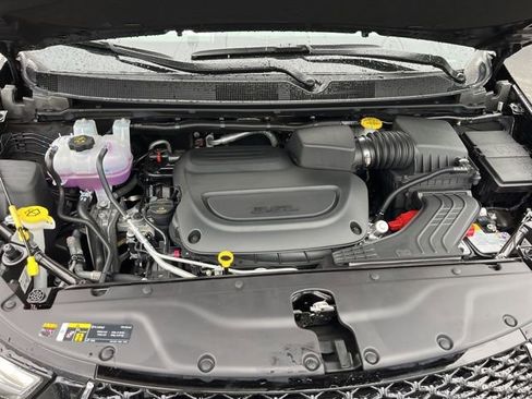 New 2026 Chrysler Pacifica Select image 17