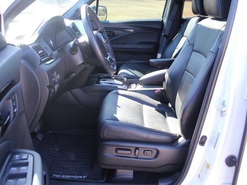 Used 2022 Honda Passport Elite image 6