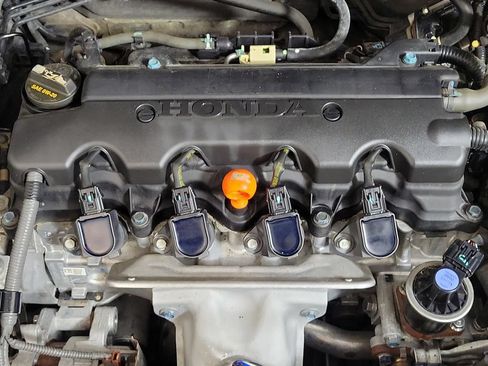 Used 2016 Honda HR-V EX image 10