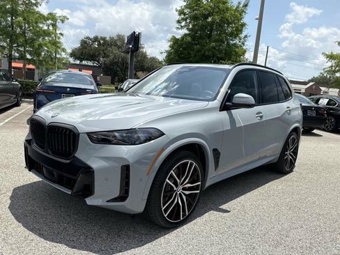 New 2026 BMW X5 xDrive40i w/ M Sport Package AWD/4WD image 7