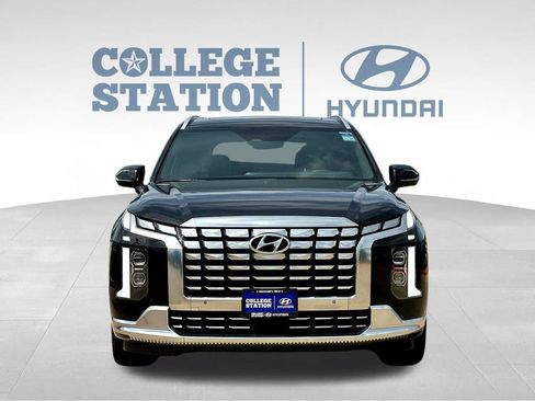 Used 2023 Hyundai Palisade Calligraphy w/ Winter Package AWD/4WD image 4