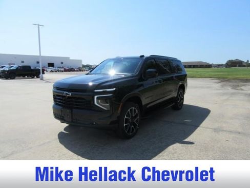 New 2026 Chevrolet Suburban RST w/ Comfort Package AWD/4WD image 3