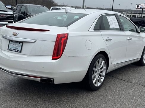 Used 2017 Cadillac XTS Luxury image 8