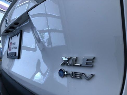 Certified 2025 Toyota RAV4 XLE AWD/4WD image 15
