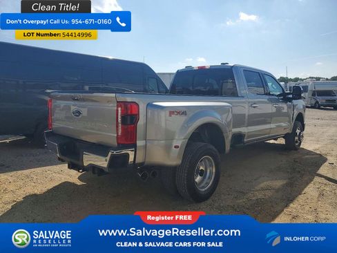 Used 2023 Ford F350 Lariat w/ Lariat Ultimate Package AWD/4WD image 4