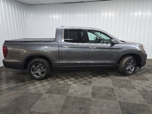 Used 2023 Honda Ridgeline RTL-E image 2