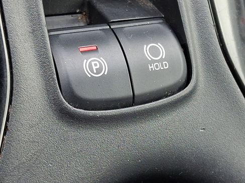 Used 2021 Toyota Corolla SE FWD image 24