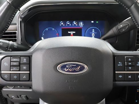 Used 2024 Ford F250 Lariat w/ Lariat Ultimate Package AWD/4WD image 12