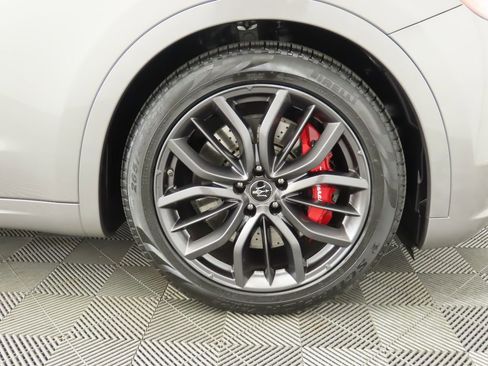 Used 2022 Maserati Levante Modena image 32