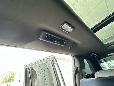Used 2023 Cadillac Escalade Sport w/ LPO, ONYX Package AWD/4WD image 22