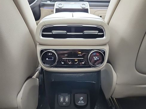 Used 2023 Genesis GV80 2.5T w/ Prestige Package image 22