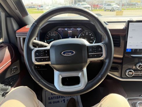 Certified 2024 Ford Expedition Limited AWD/4WD image 9