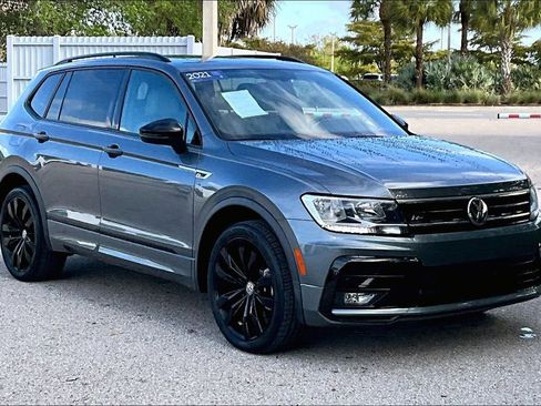 Certified 2021 Volkswagen Tiguan SE R-Line FWD image 2