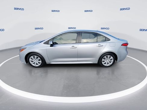 Used 2023 Toyota Corolla LE image 5