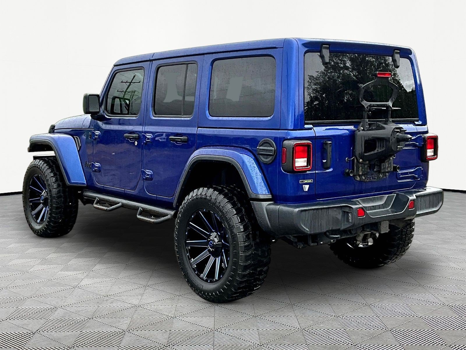 Used 2020 Jeep Wrangler Unlimited Sahara AWD/4WD image 11