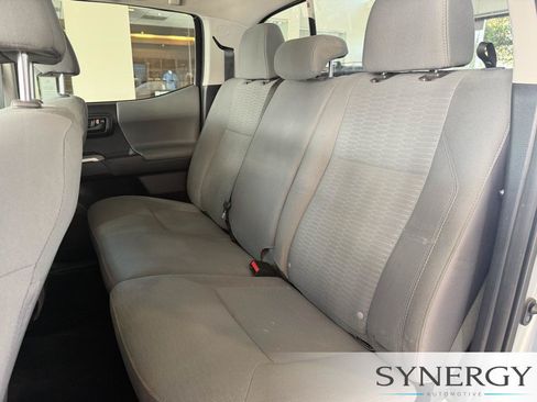 Used 2019 Toyota Tacoma SR5 RWD image 25
