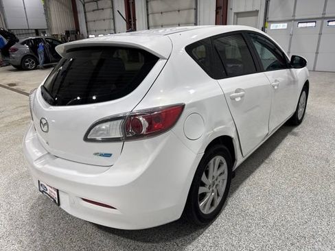 Used 2012 MAZDA MAZDA3 i Touring FWD image 9