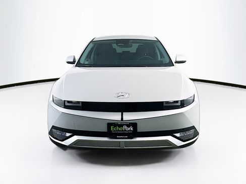 Used 2024 Hyundai Ioniq 5 SEL image 2