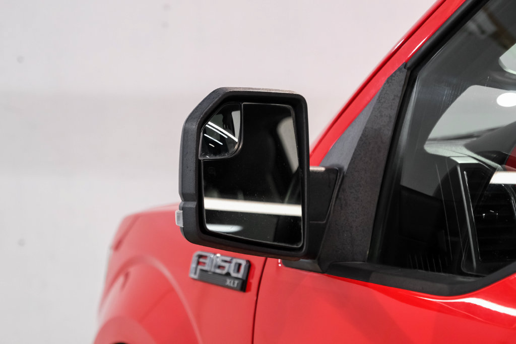 Used 2019 Ford F150 XLT w/ Equipment Group 302A Luxury AWD/4WD image 38