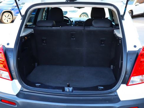 Used 2016 Chevrolet Trax LS w/ LPO, Cargo Package FWD image 23