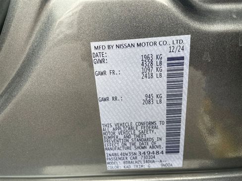 Used 2025 Nissan Altima 2.5 SV image 23