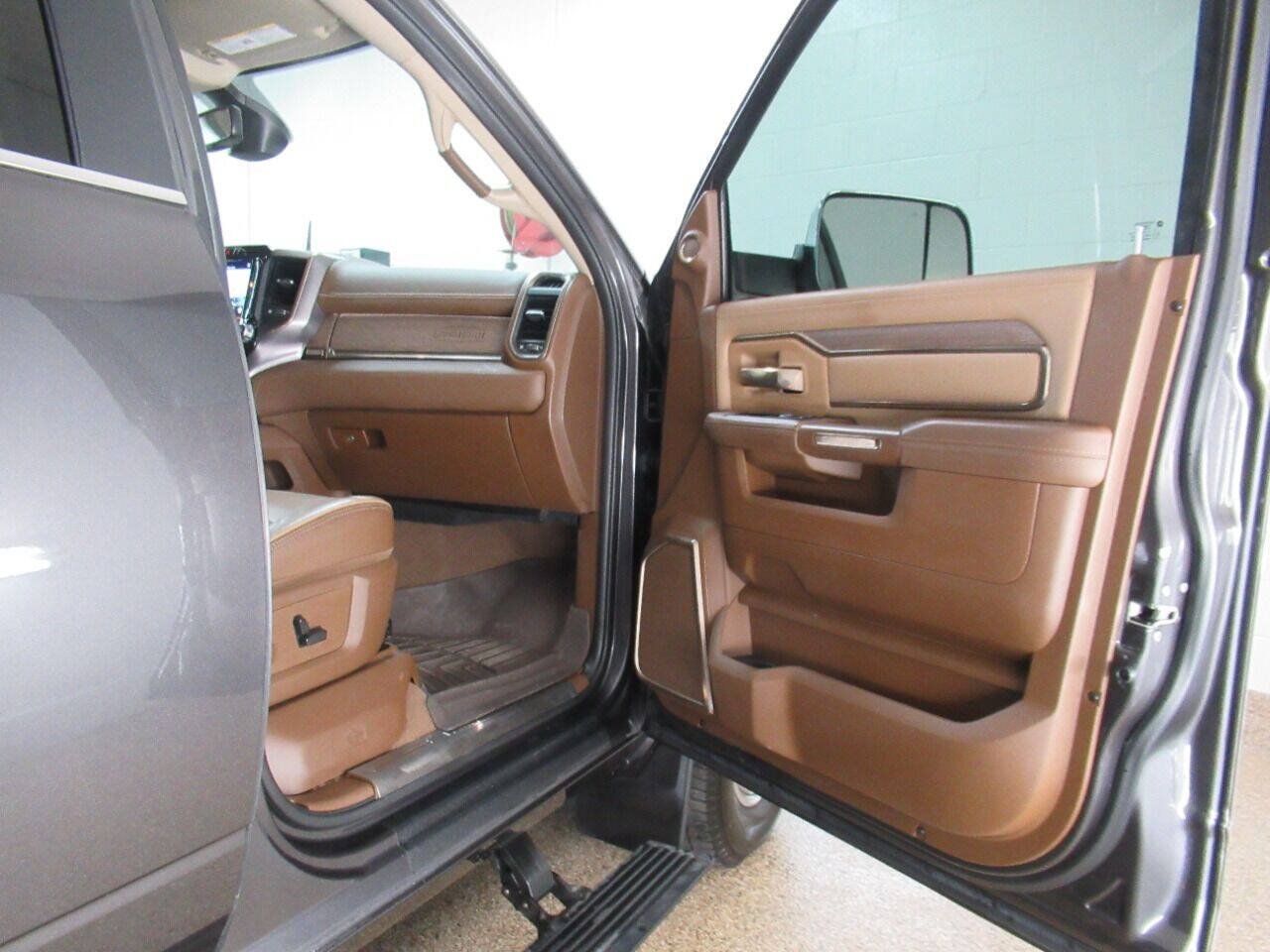 Used 2021 RAM 3500 Limited AWD/4WD image 23